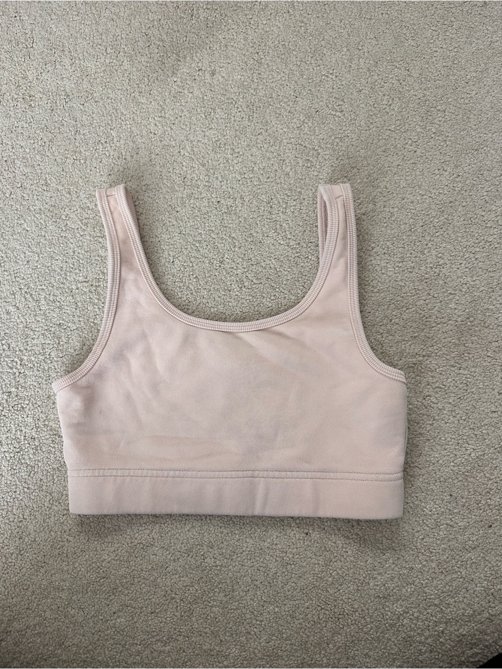 Aritzia women’s Light Pink Seamless Crop Bralette
